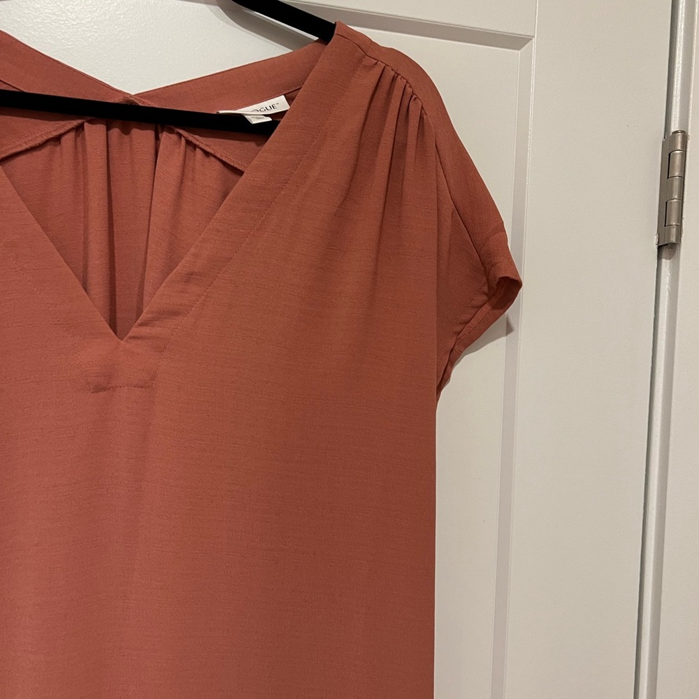 [ Host Pick ] 💚2/$40 Women's Midi Dress - Picture 3 of 8